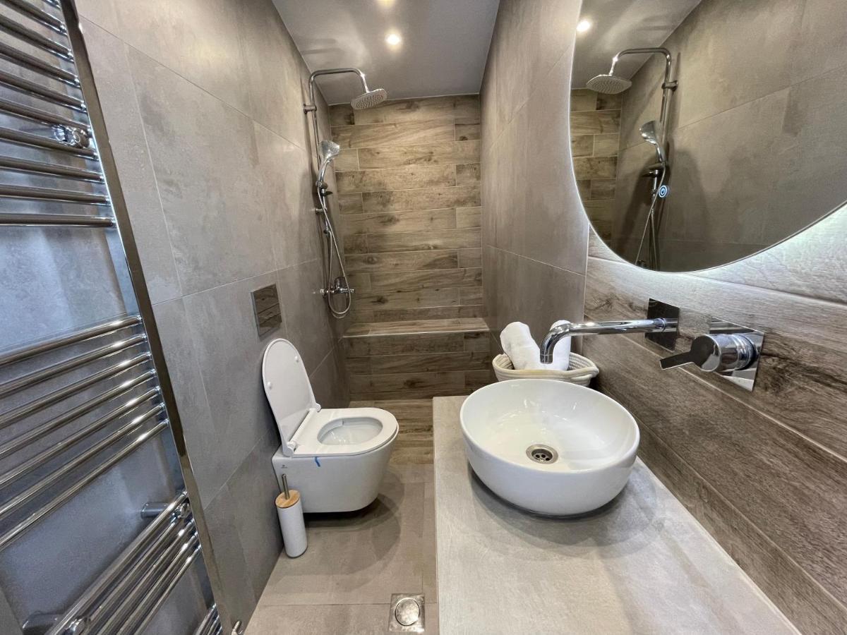 Apartment Breathtaking View Design Katerini